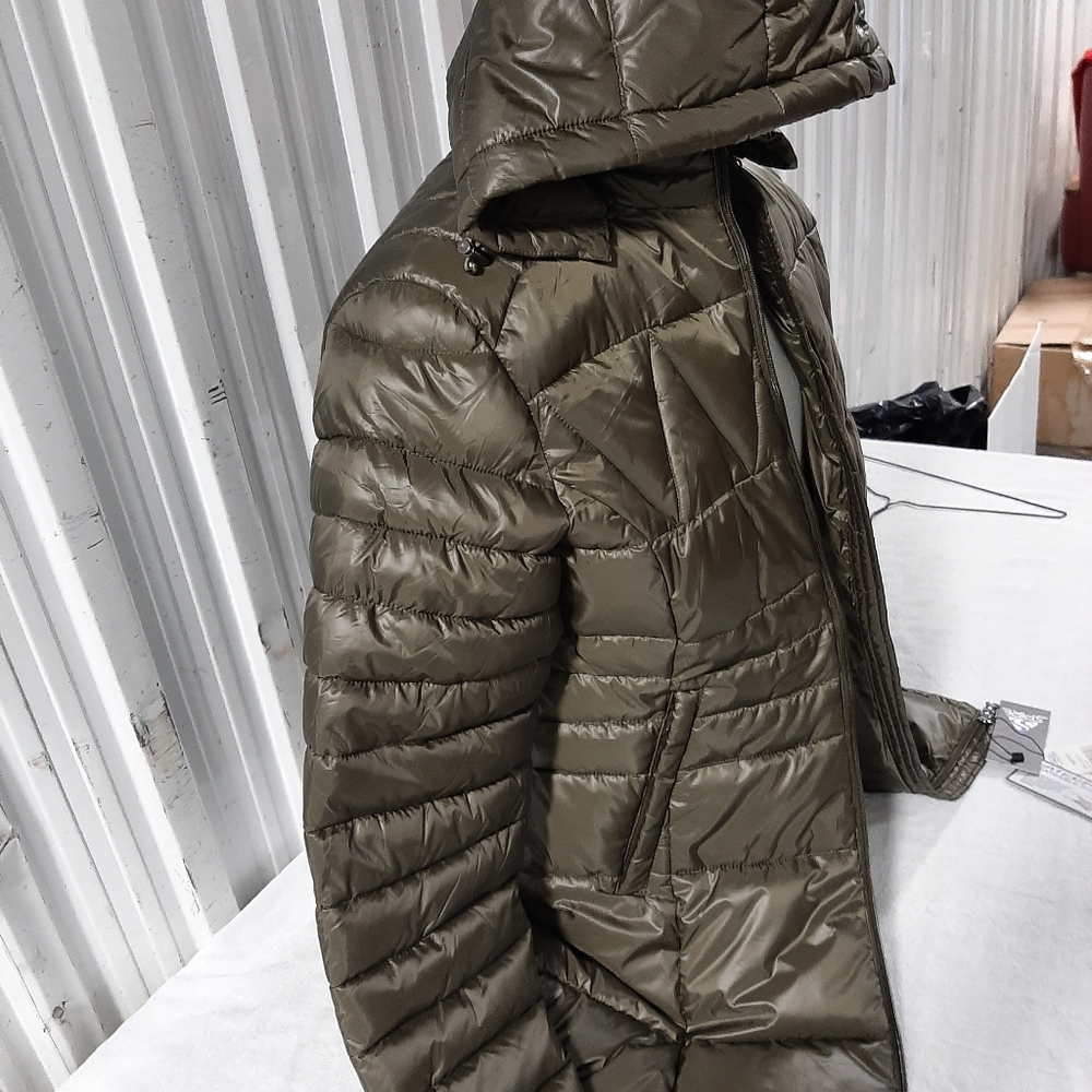 Ladies coats - Picture 3 of 7